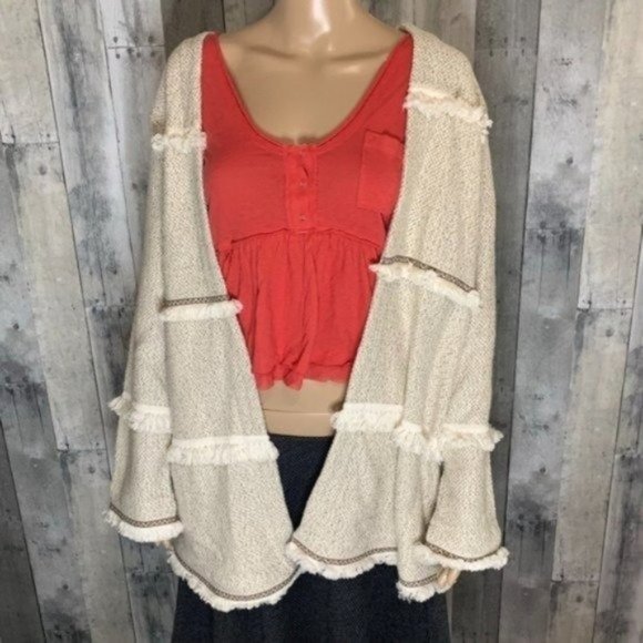 Fringe Accent Open Front Cream Boho Sweater NEW Size Large NWT - Picture 10 of 11
